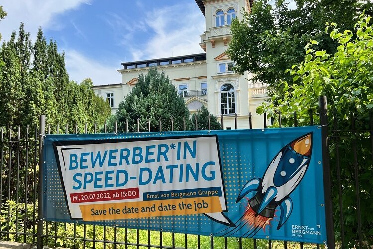 Werbebanner zum Job-Speed Dating an der Villa Bergmann Potsdam
